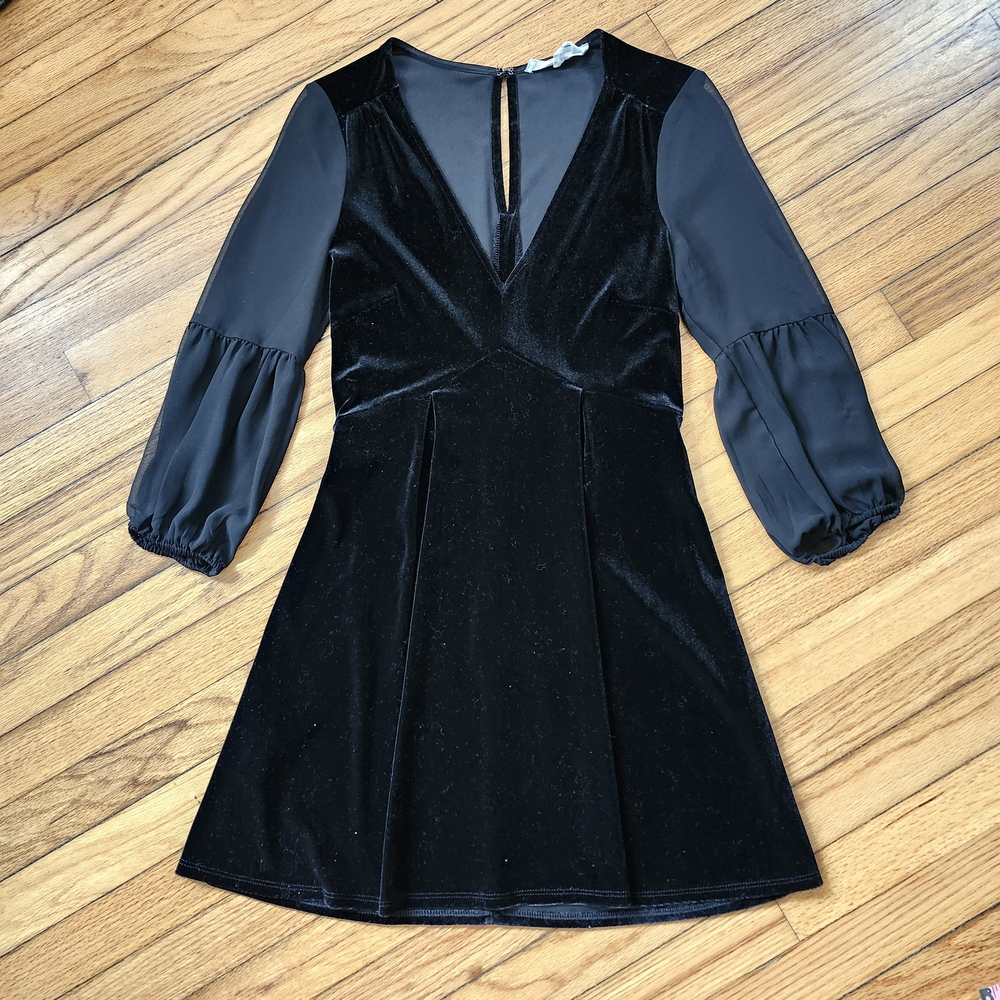 BCBGeneration Black Velvet A-line Cocktail Mini Dress With Puffy Bishop Sleeves
